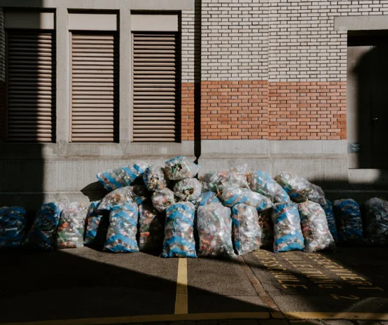 claudio-schwarz-mLo0kohXZhs-unsplash